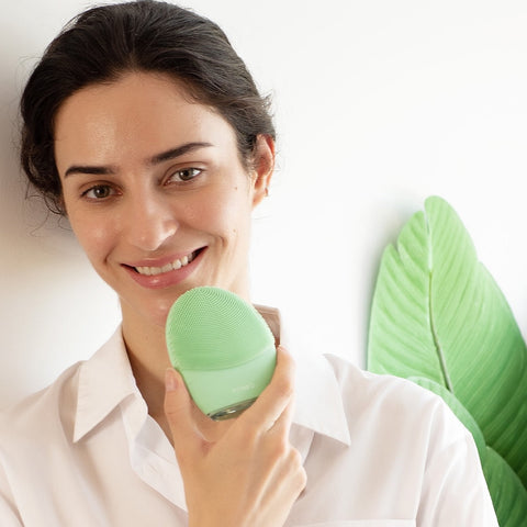 Glass Skin Routine for a Healthy Glow
